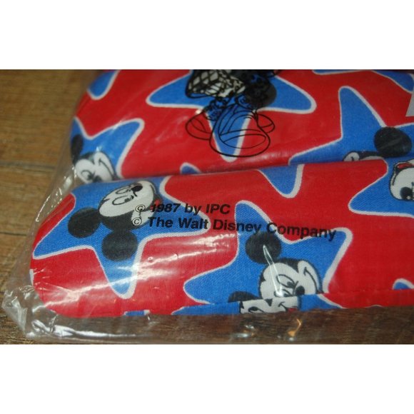 NEW Vintage 1987 Mickey Mouse Disney IPC Padded Hangers Soft Scent Blue Red - Picture 4 of 5